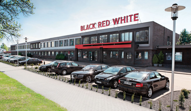 Black Red White na rynku zagranicznym