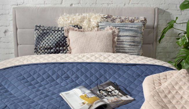 Poduszki, narzuty i koce na zimowe wieczory