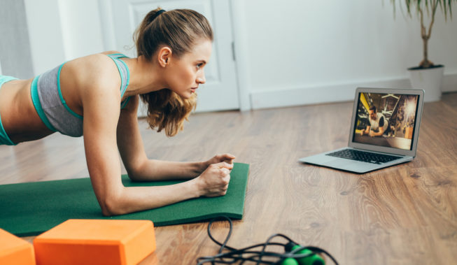 Jak urządzić siłownię w domu?