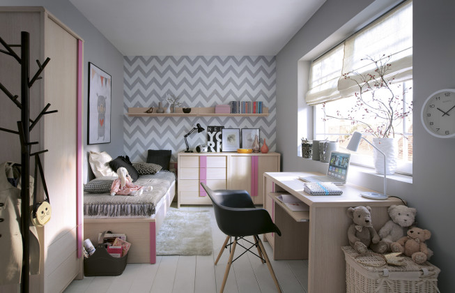 Black Red White, kolekcja Caps