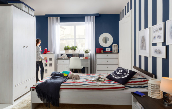 Black Red White, kolekcja Porto