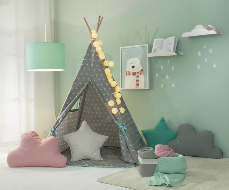 Namiot dziecięcy Tipi rozświetlony przy użyciu cotton balls