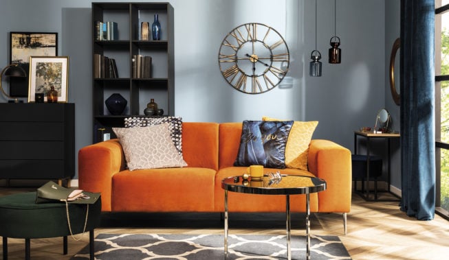 Kolorowa sofa: jaką wybrać i z czym ją połączyć?