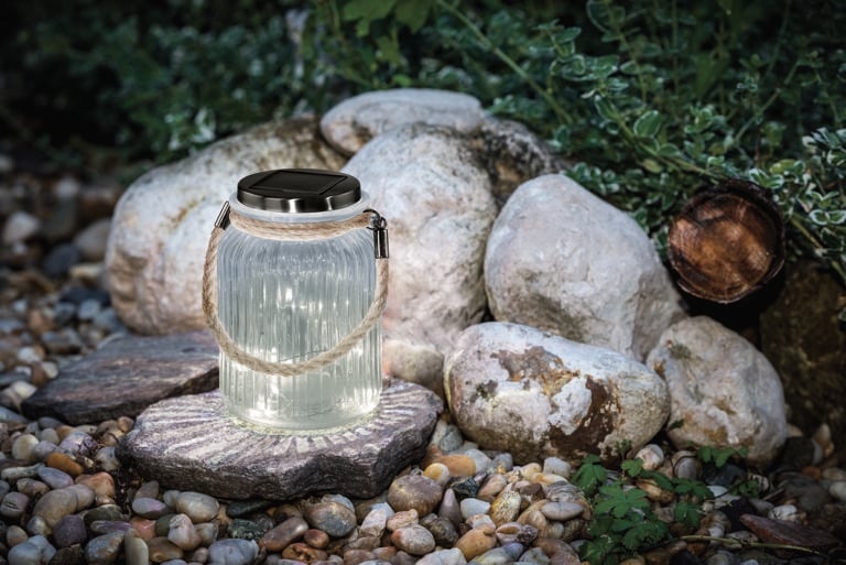 Oświetlenie ogrodu i oświetlenie tarasu - przegląd rozwiązań