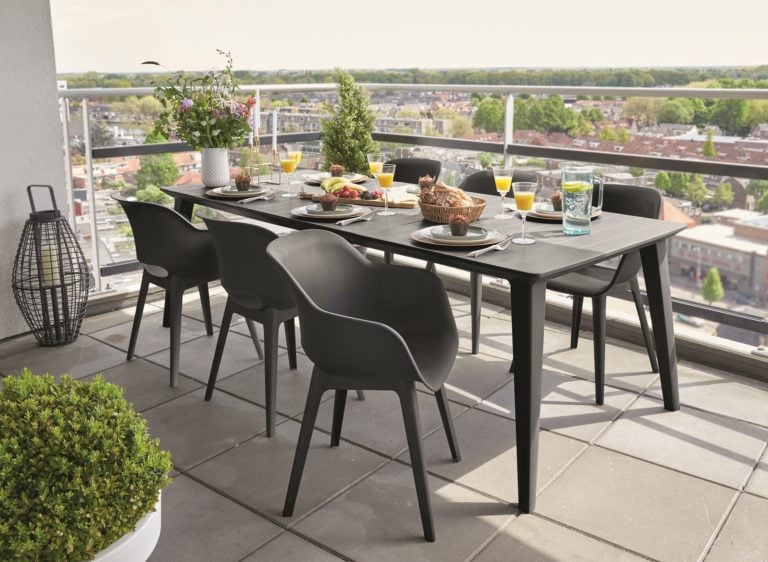 Taras na dachu - wskazówki aranżacyjne