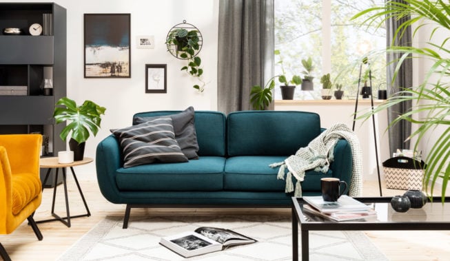 Co postawić na parapet? Rośliny to nie jedyna opcja!