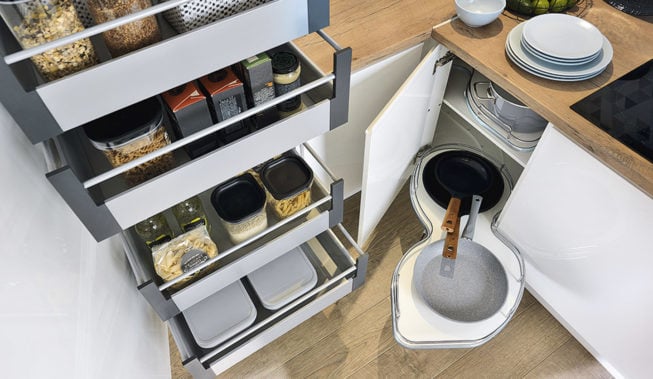 Nowoczesna kuchnia z pomysłem: 4 sprytne rozwiązania