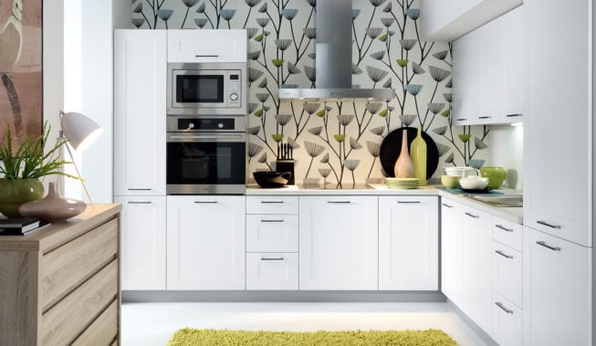 Kuchnia cała w bieli. Czy to dobry pomysł?