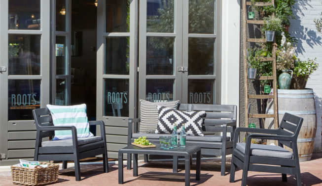 Wybieramy ławki ogrodowe