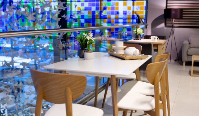 Aranżacja restauracji: jak zrobić to tanio i efektownie?