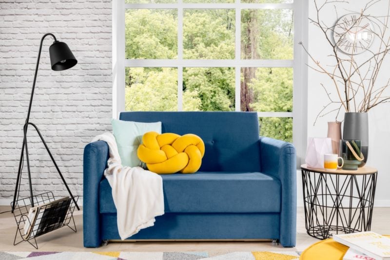 Jak dobrać poduszki do kanapy?