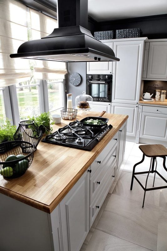 Drewniane blaty w kuchni Royal - Kasetta