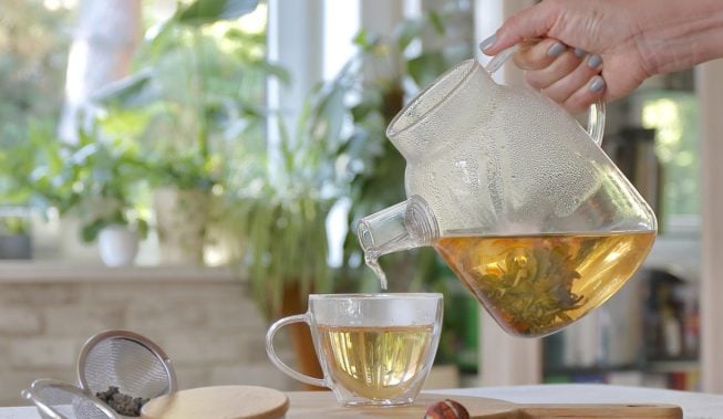 Rytuał parzenia herbaty – orientalna ceremonia w Twojej kuchni