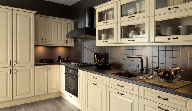 Jakie meble kuchenne wybrać do czarnych płytek?