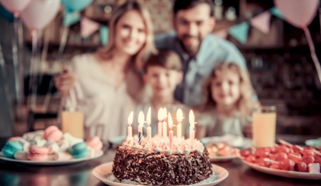 Jak urządzić urodziny dziecka w domu?