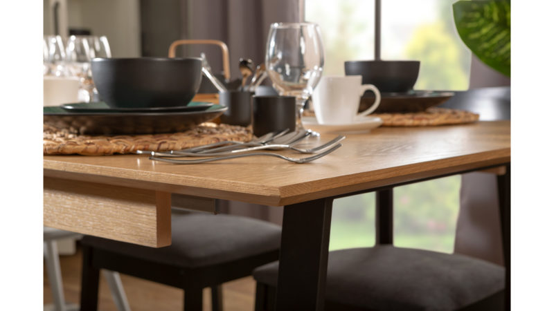 Personalizowany stół — niekoniecznie stół na zamówienie