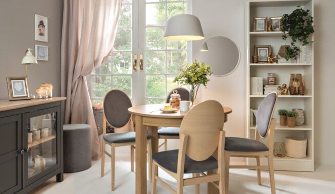 Okrągły stół do jadalni. Dlaczego warto go mieć?