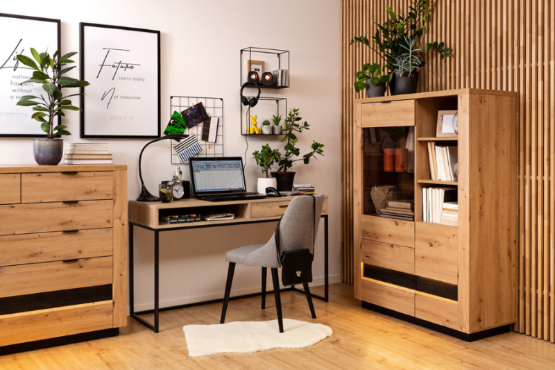 Biurko do salonu - stwórz sprytny kącik biurowy w salonie