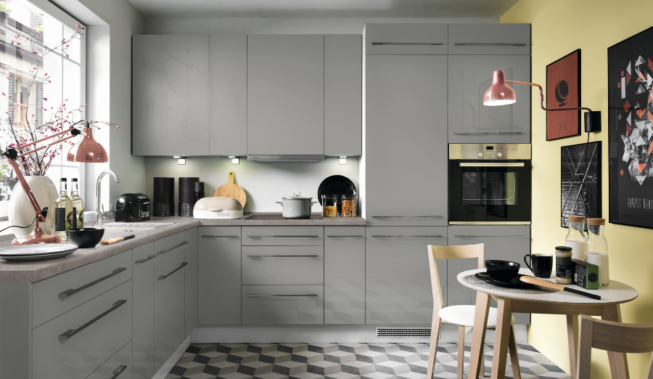 8 pomysłów na dekoracje ścian w kuchni