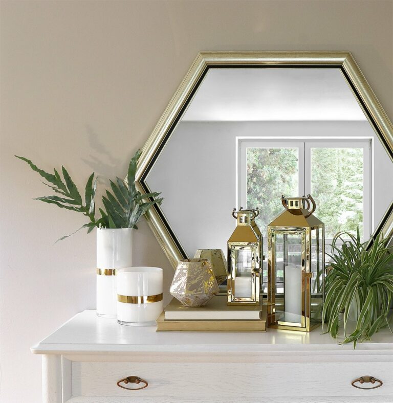 Jaka lampa nad lustro?