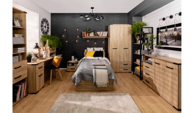 Biurko pod oknem – aranżacje