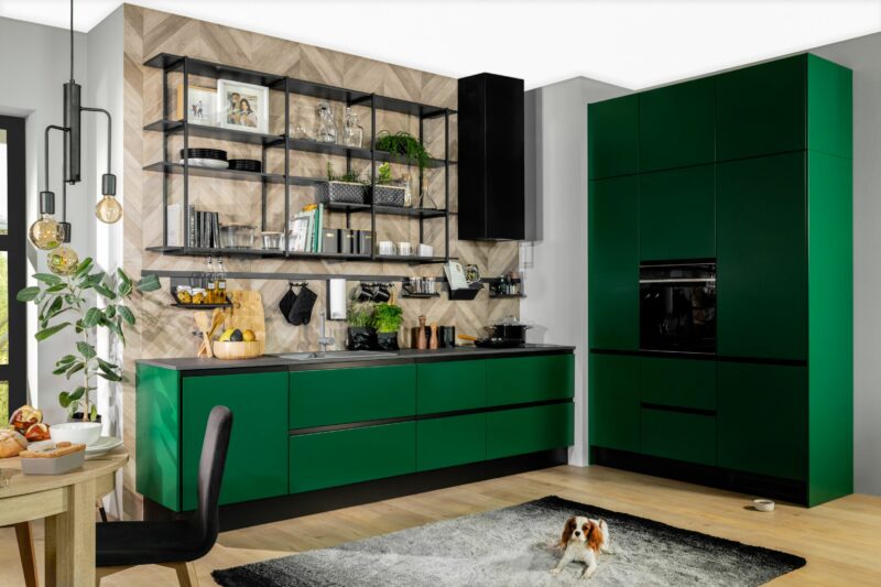 Kuchnia w kolorze butelkowej zieleni