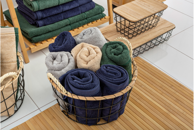 Kosz i ręczniki