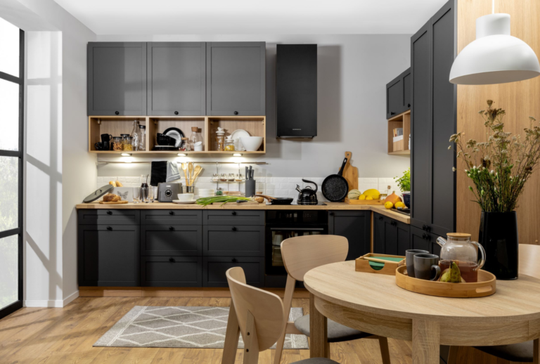 Kuchnia w kształcie litery L – praktyczna i nowoczesna