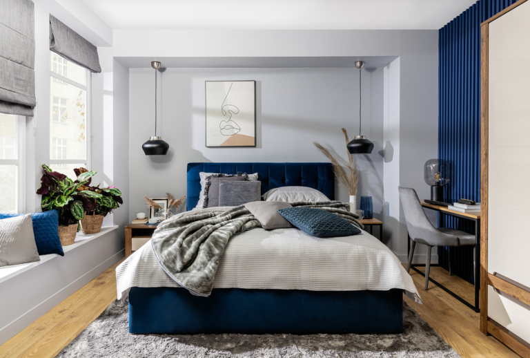 Łóżko z tapicerowanym zagłówkiem - nowości od BRW