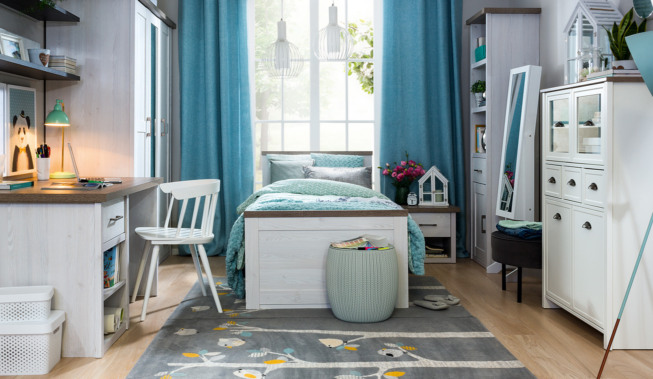 W strefie ucznia: jaką lampkę na biurko wybrać?