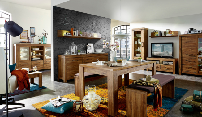 Lampiony w salonie – aranżacje