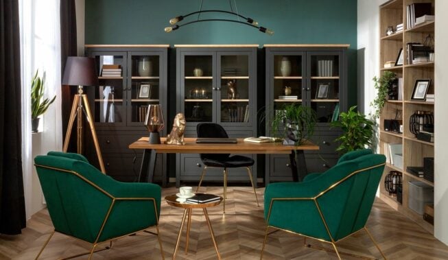 Biuro w stylu glamour – stwórz elegancką przestrzeń do pracy!