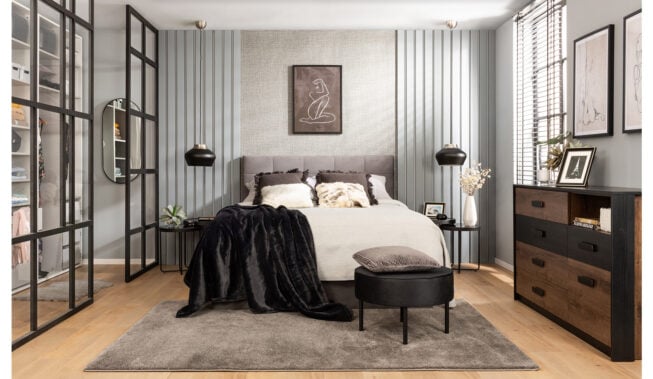 Sypialnia w stylu włoskim — inspiracje