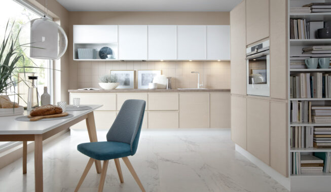 Mała spiżarnia w kuchni – jak ją wydzielić?