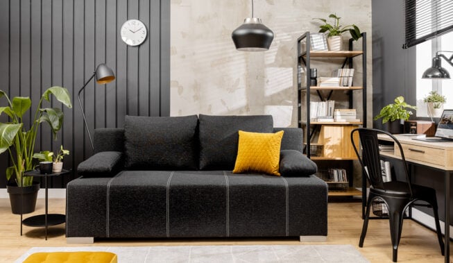 5 domowych sposobów na to, jak wyczyścić kanapę