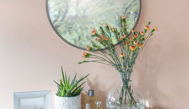 Kącik do makijażu i pielęgnacji w łazience – zaaranżuj go z BRW!