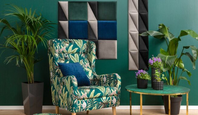 Salon butelkowa zieleń i złoto w stylu glamour z kolekcją Art Life