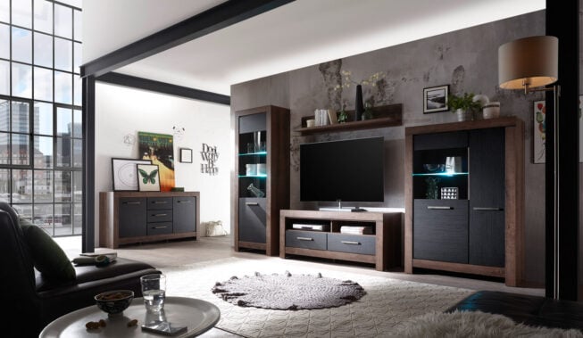 Aranżacje salonu – tapeta w salonie na jednej ścianie, czyli BRW inspiruje!