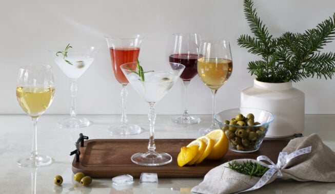 Szybkie i smaczne przekąski na Sylwestra — poznaj 5 przepisów!