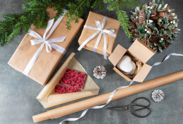 Jak zapakować prezent świąteczny? BRW podpowiada!