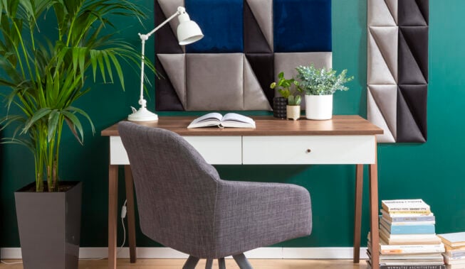 Panele tapicerowane w salonie – sposób na szybką metamorfozę wnętrza!