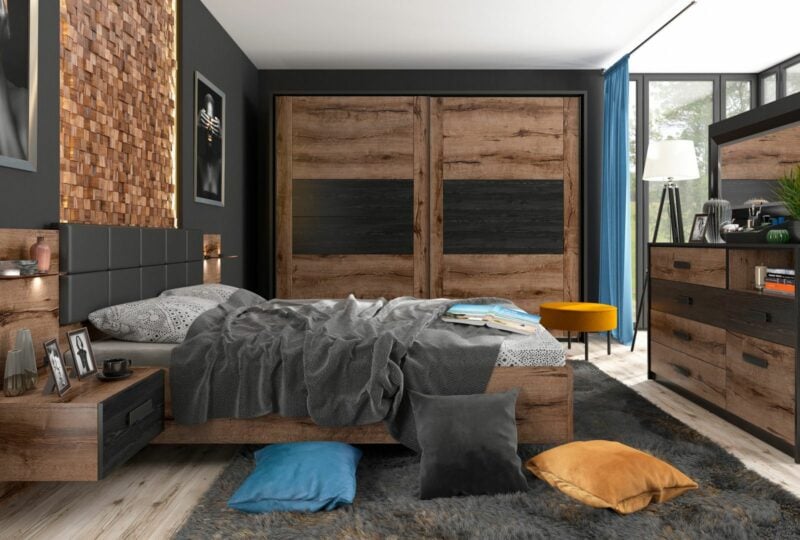 Czarna sypialnia z drewnem - Kassel