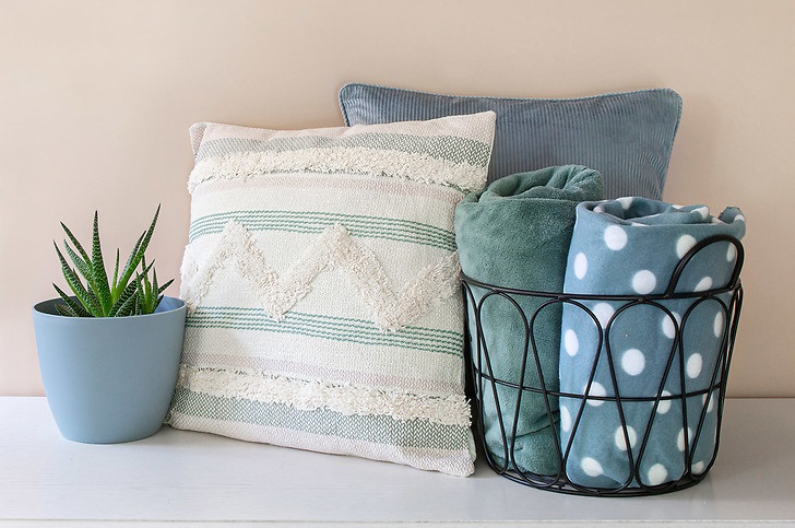 Koc dekoracyjny, poduszka Dalia