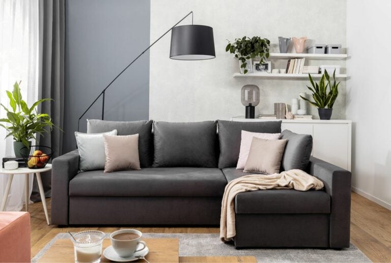 Aranżacja pokoju dziennego z funkcją spania