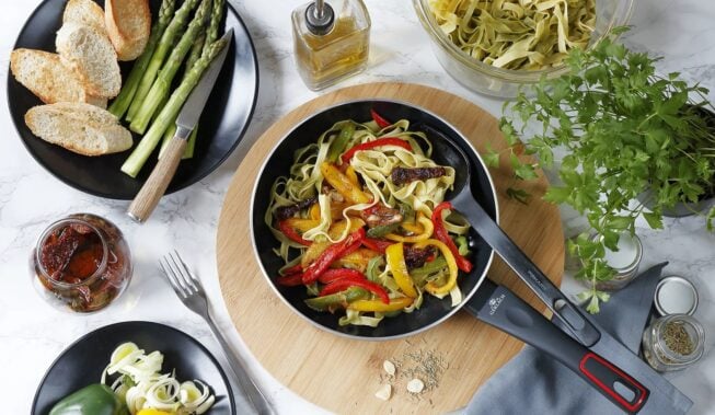 Pomysł na letni obiad z Black Red White