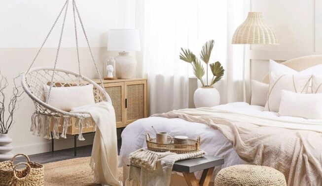 Fotel wiszący w pokoju – aranżacje