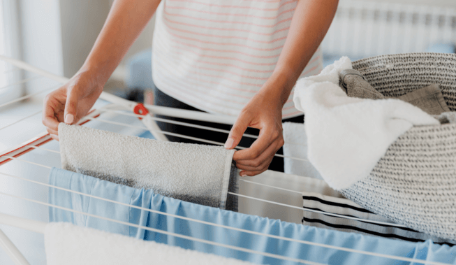 5 sposobów na suszenie prania w małym mieszkaniu z Black Red White!