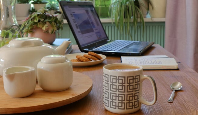 Przepis na domowe kakao z Black Red White