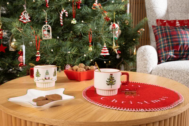 Kubek świąteczny Norni Red - aranżacja