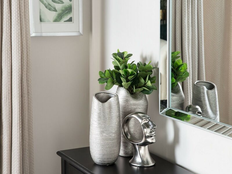 figurka głowa srebrna Taxila